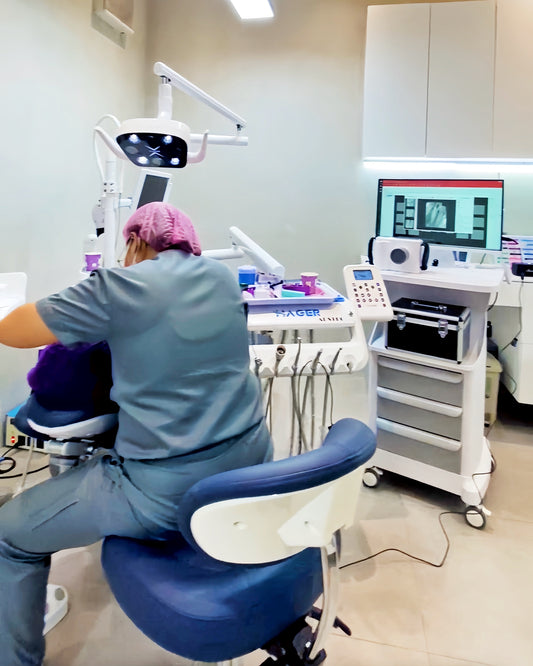 Periapical dental x-ray at Easethetic Dental Lounge in Quezon City showing detailed view of tooth and root